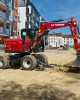 B75W - Excavator pe pneuri